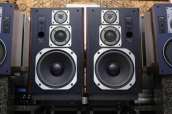 Onkyo monitor 100R