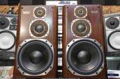 Onkyo monitor 2001